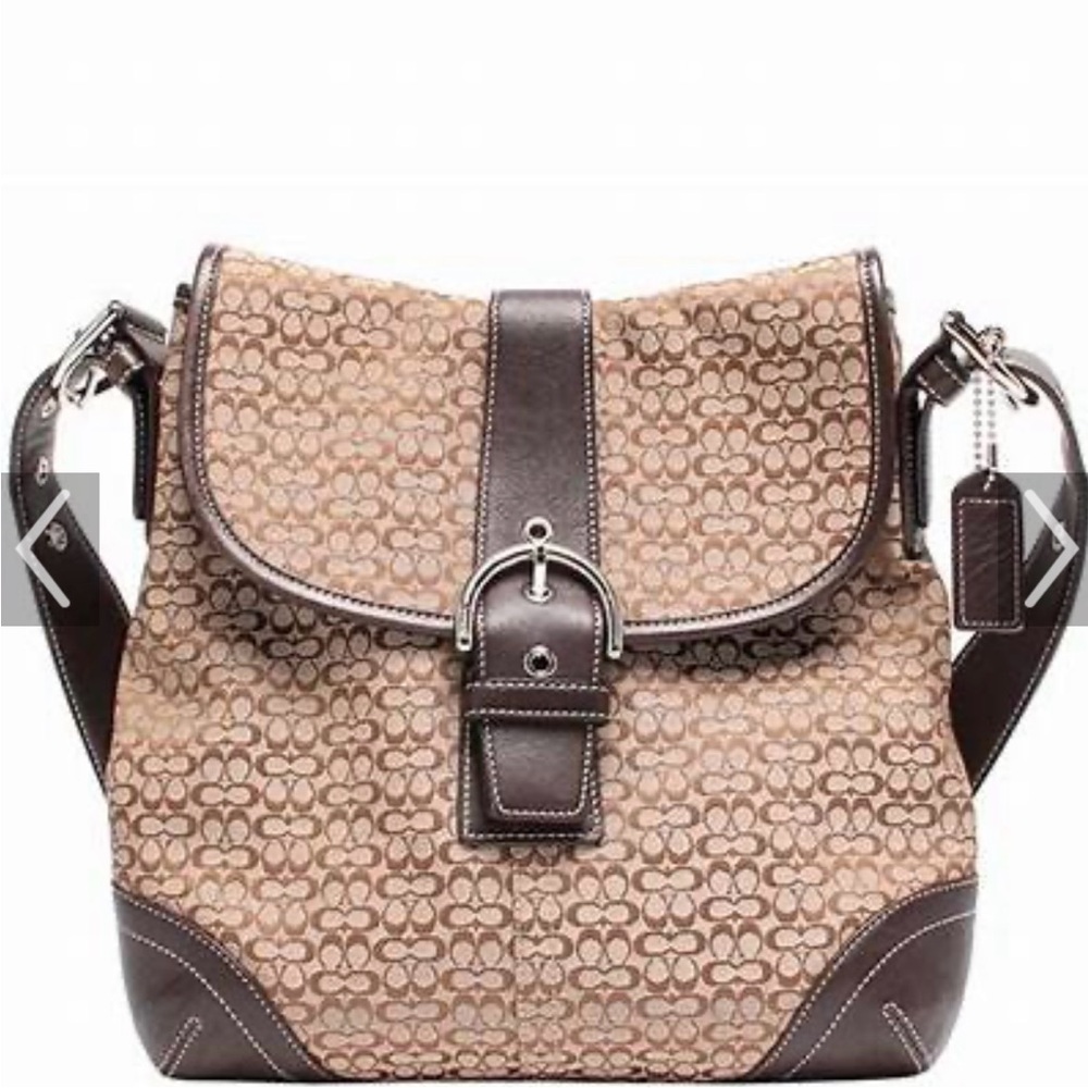 Coach signature canvas shoulder Bag